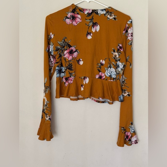 Polly Esther long Sleeve Cropped Women’s Blouse Size XL - Picture 5 of 8